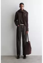 DARK BROWN