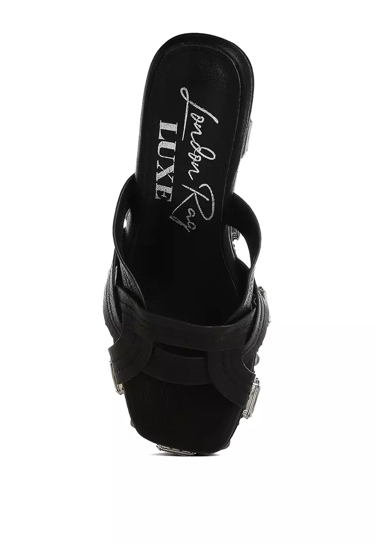 Sandal Potongan Berlian Imitasi & Berlian Imitasi Tebal dalam Warna Hitam