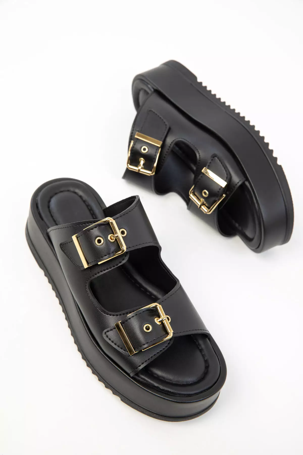 Women's Black Slippers 20251