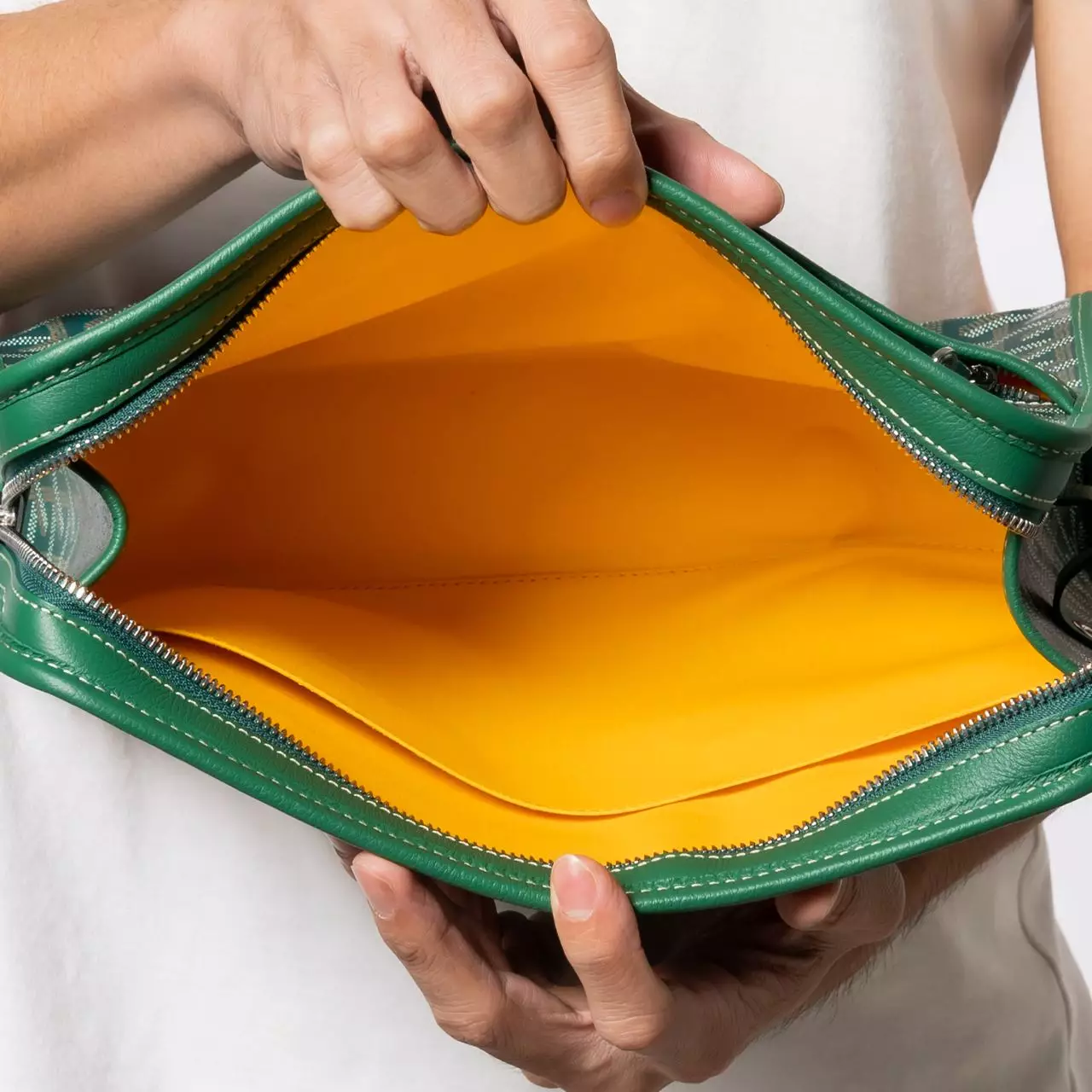 Trousse Jouvence GM Clutch Bag Green