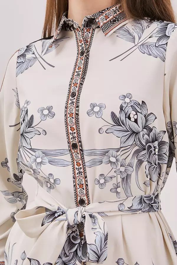 MINIMAL - Verna - Tunic Ruffle Motif Bunga - Black Colour Black