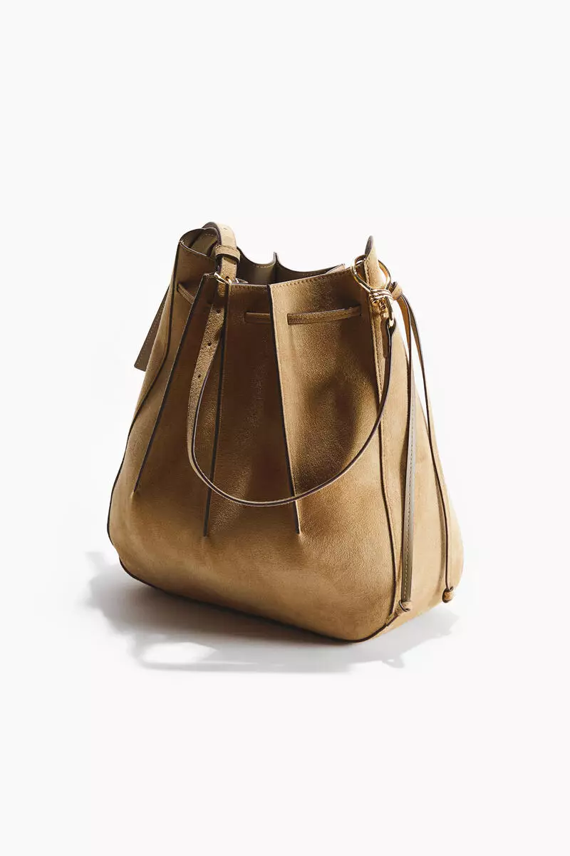 Pleated shoulder bag