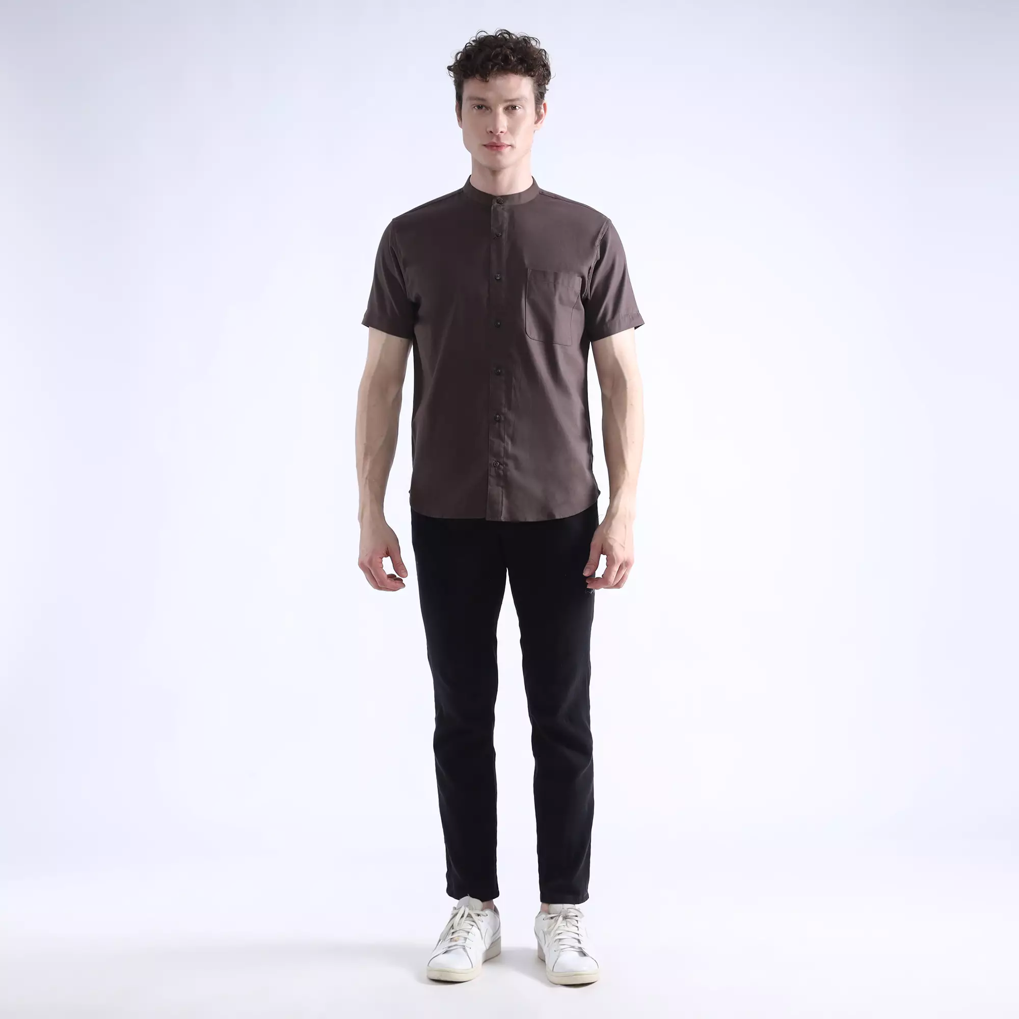 LARUSSO X Rizky Ridho - Form + Focus - Koko Ultra Soft Lengan Pendek - Turkish Brown