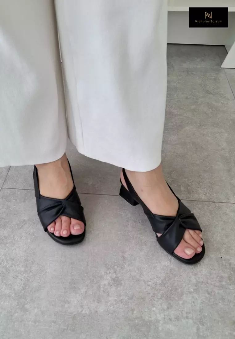 Nicholas Edison Heel Hasna Black