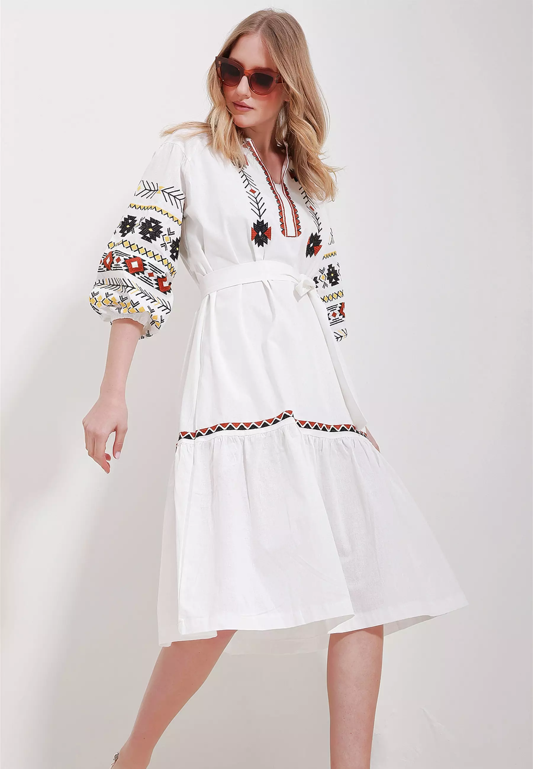 Embroidered Balloon Sleeves Belted Dress