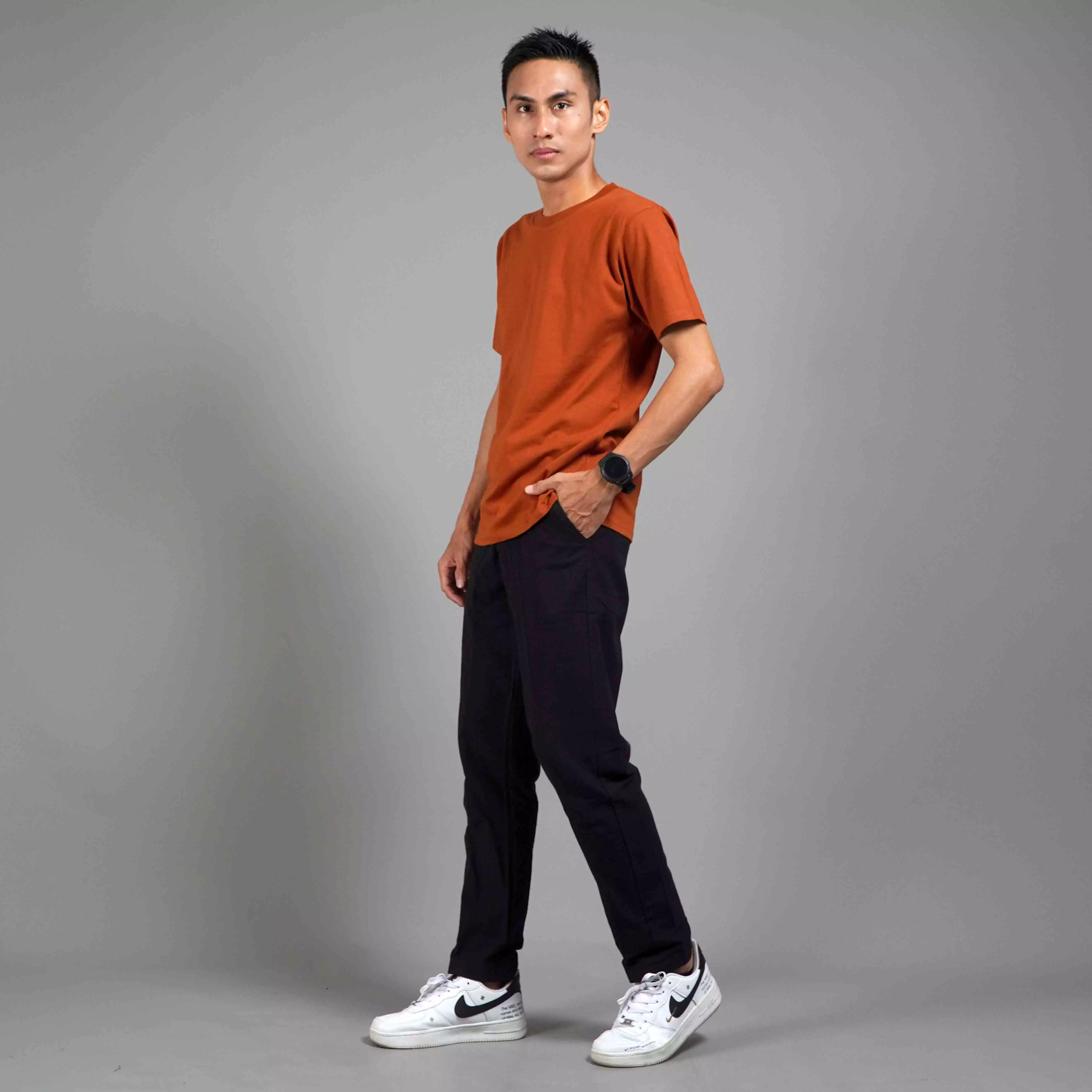 Kaos Polos Pria Lengan Pendek Basic Casual TShirt Cotton - Coral