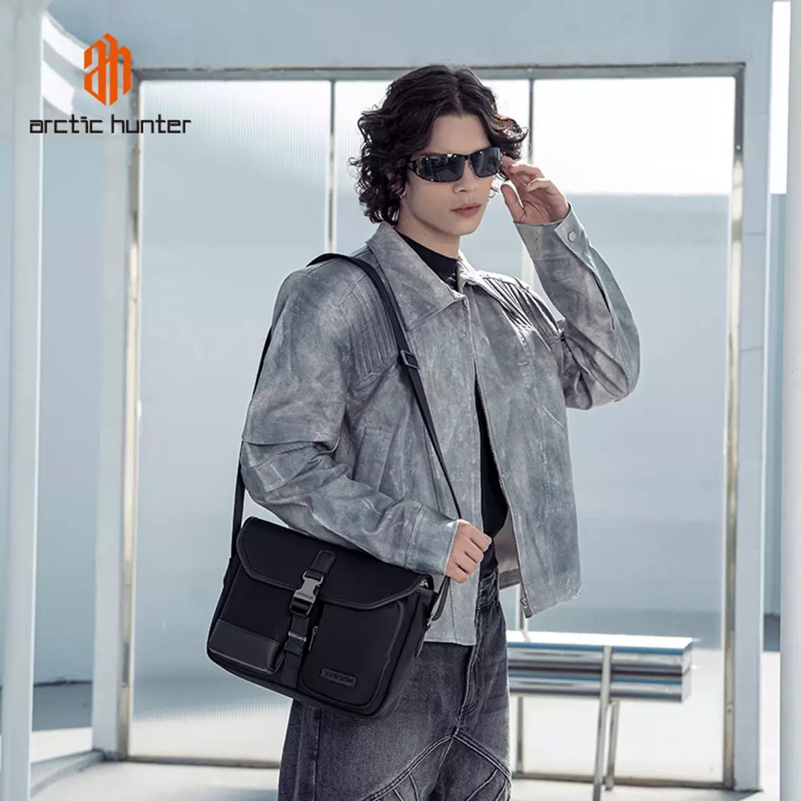 Arctic Hunter KB00827 Tas Selempang Massenger Shoulder Bag Slingbag