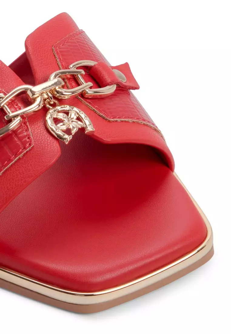 Alamassi Sandals
