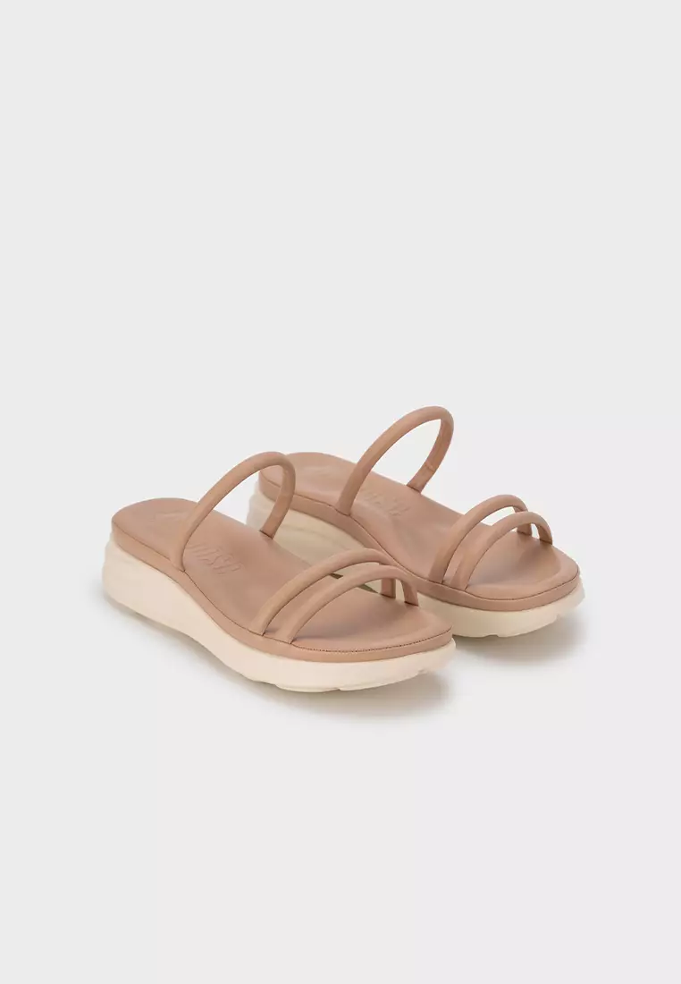 CHUNKY SPORTY STRAP PADDED PLATFORM SLIDE