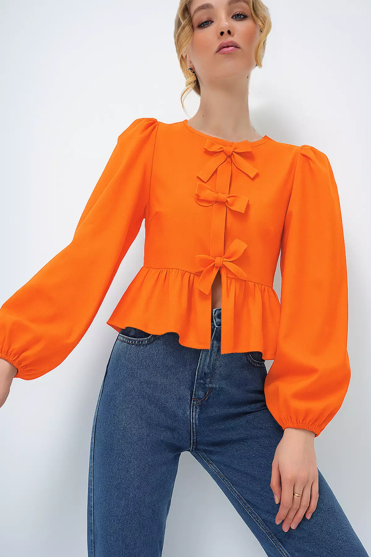 Bow Tie Princess Sleeve Poplin Top
