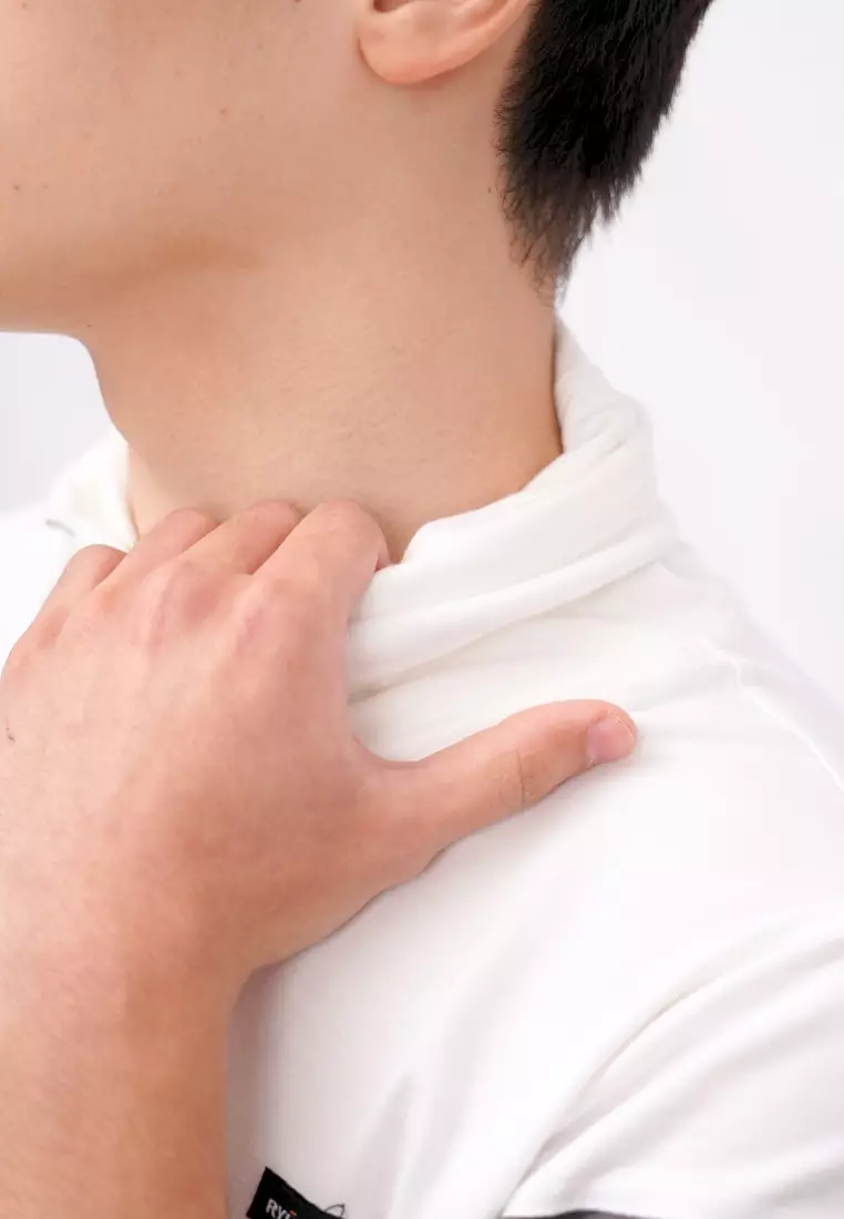 Ryusei Kaos Pria Turtleneck Nandito Kou CMB White