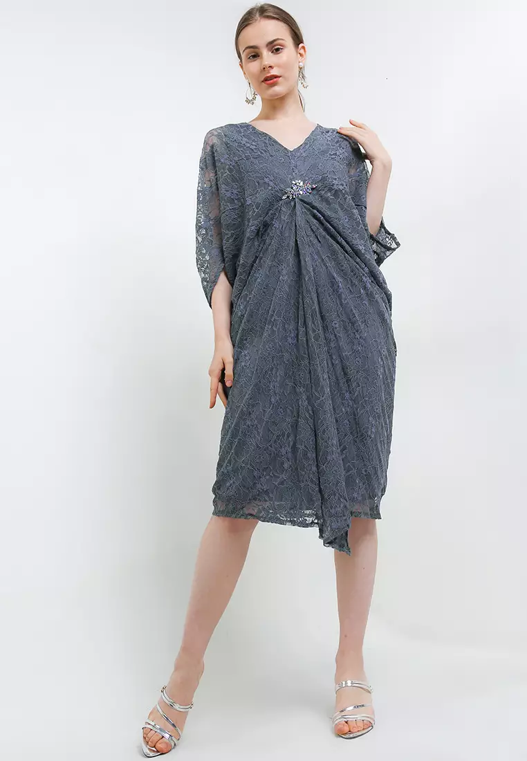 Penguin Sleeve Lace Kaftan