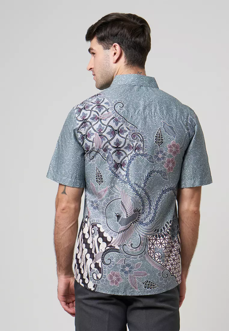 Slimfit Trisatya Kemeja Batik Pria Lengan Pendek