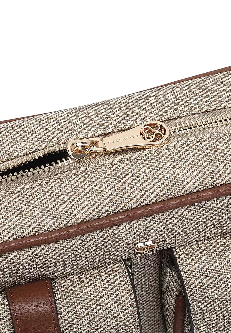 Women's Sling Bag / Crossbody Bag / Shoulder Bag - Beige