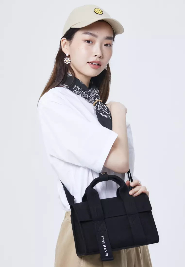 ROY NANO Canvas Crossbody Bag All Black