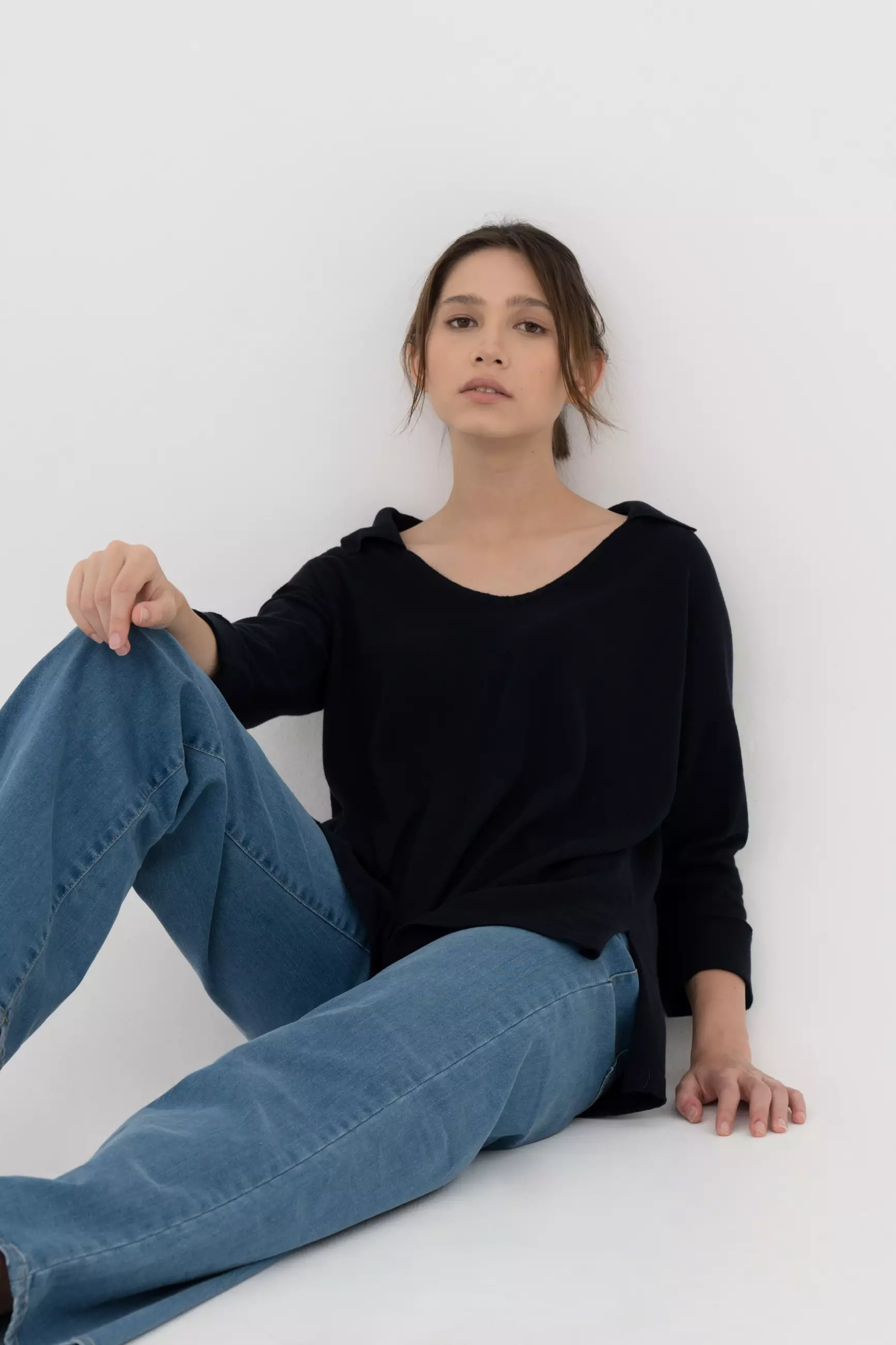 Blouse Wanita Alesya Navy