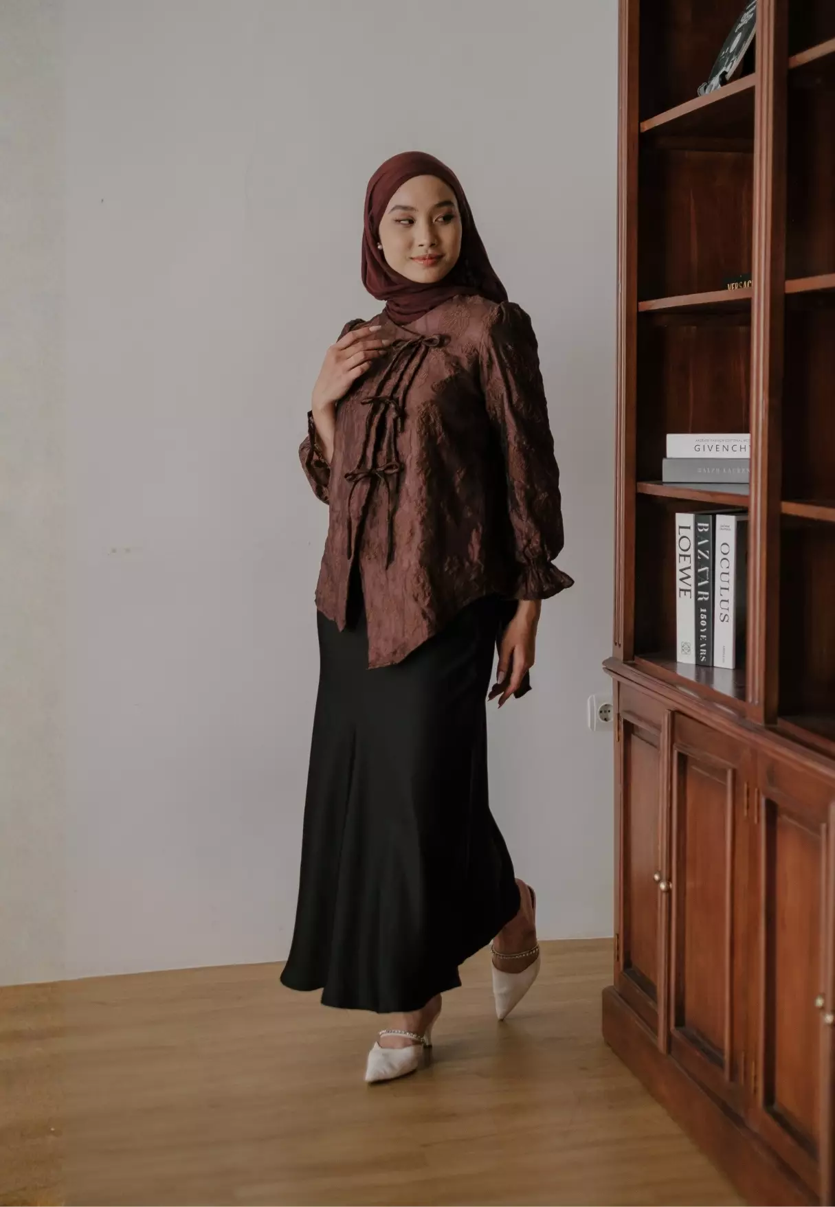 Calyrra Blouse - Chocolate
