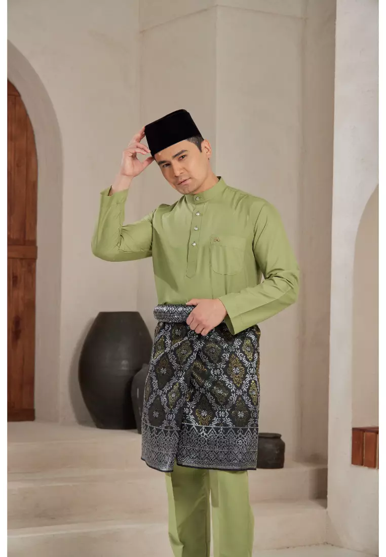 Baju Melayu Moden