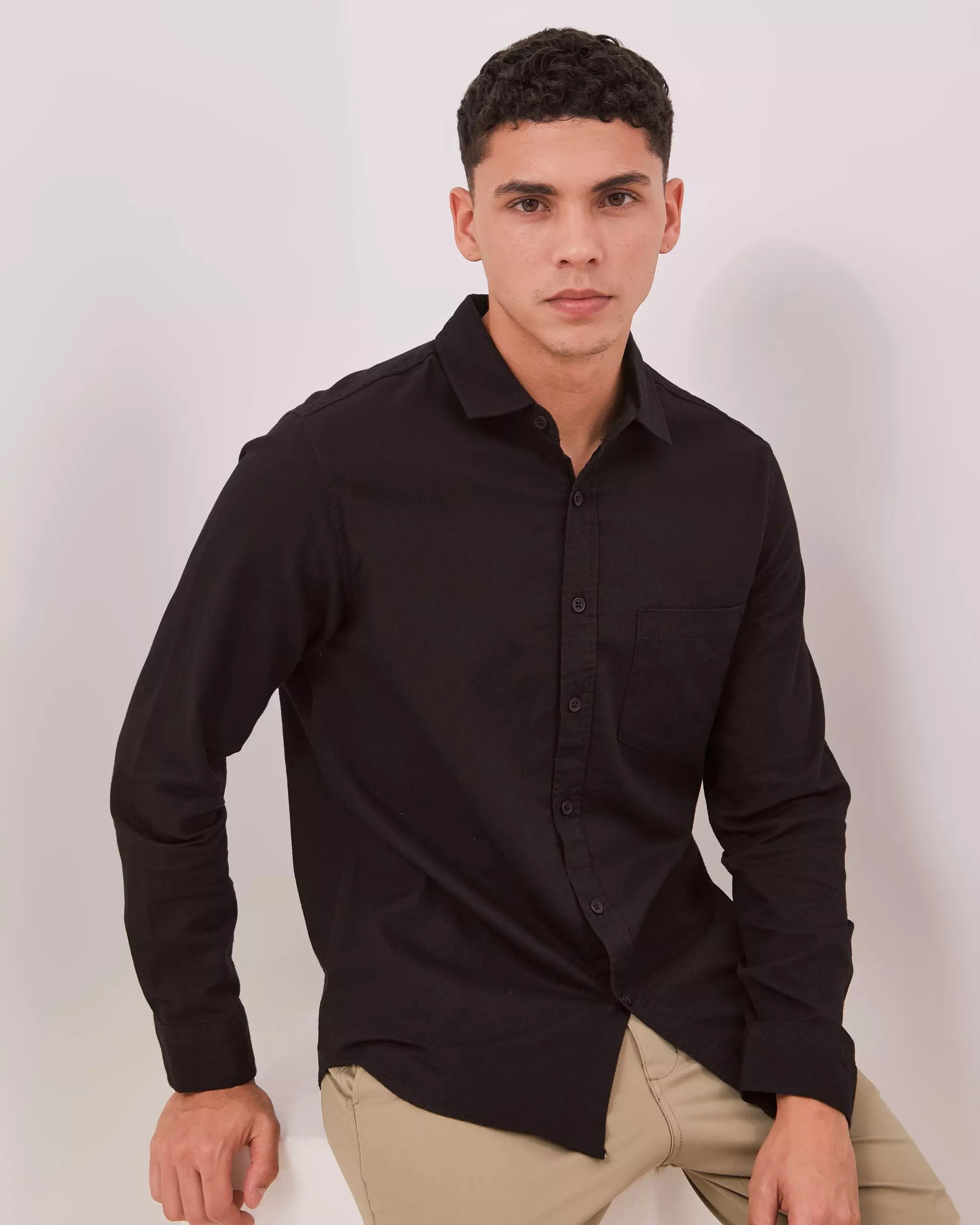 AMK Kemeja Pria Lengan Panjang SHS Henri Ls Black