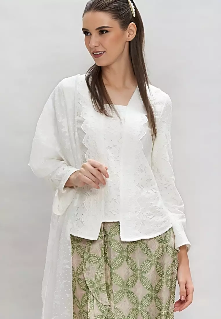 Intricate White Lace Kebaya Top