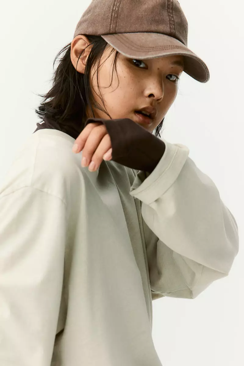 Long-sleeved jersey top