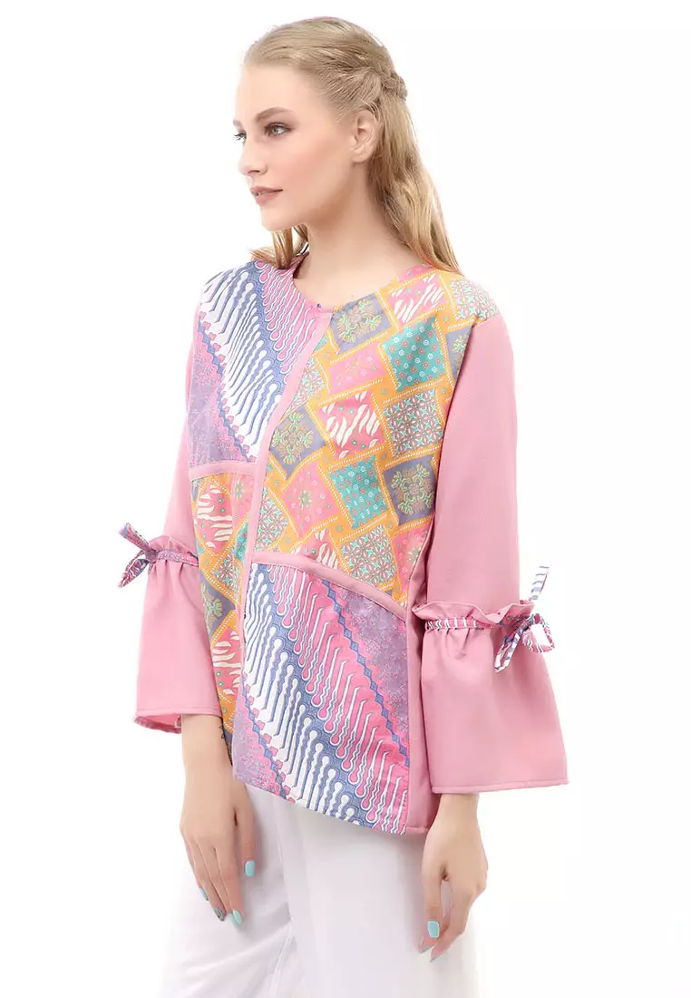 Lynelle Blouse Batik Wanita Safeya Lengan Panjang Material Cotton ORIGINAL - Pink