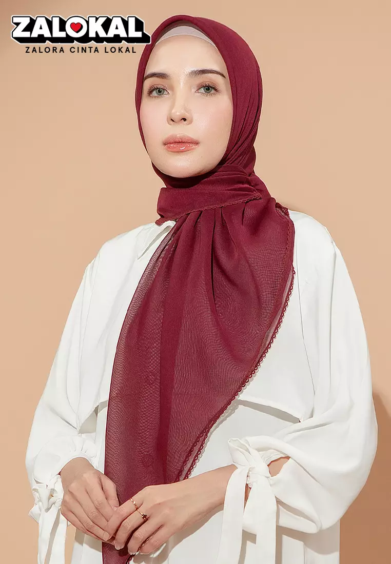 Paris Embroidery Signature Square (Lozy X Hamidah) Burgundy