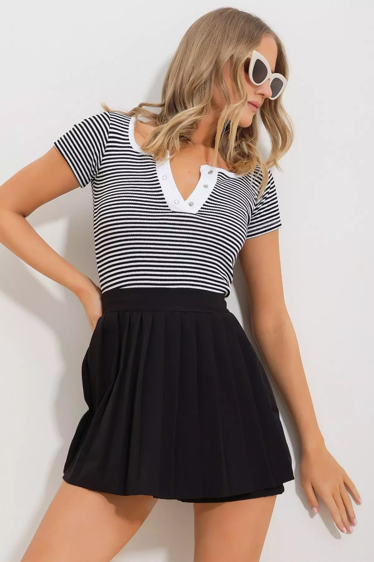 Cap Sleeve Crop Top