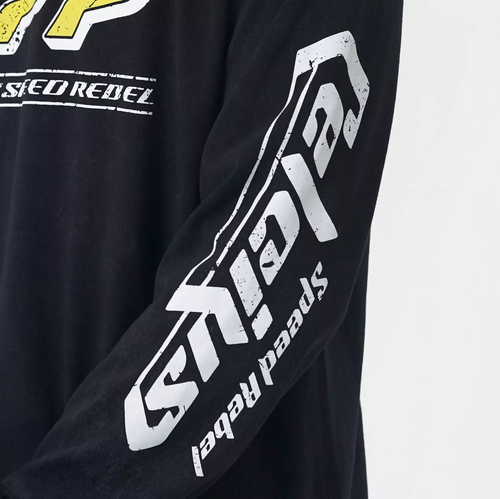 CELCIUS Speed Rebel Washed Paddock Longsleeve T-Shirt LIN001415C Hitam