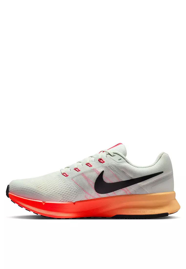 Nike Run Swift 3