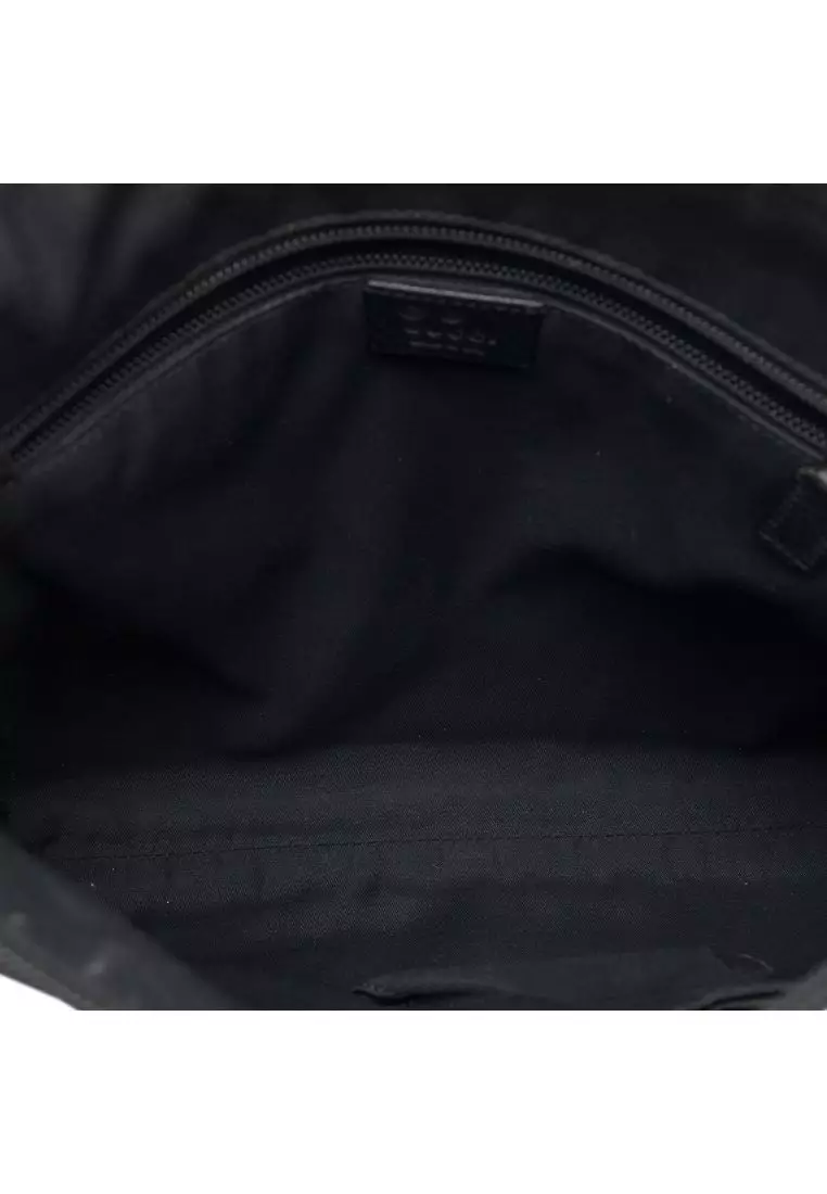 Pre-Loved Gucci Gg Nylon Flat Messenger Bag