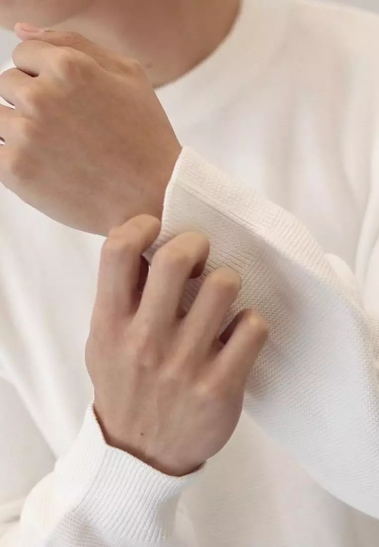 Kale Aiden White / Sweater Rajut Lengan Panjang