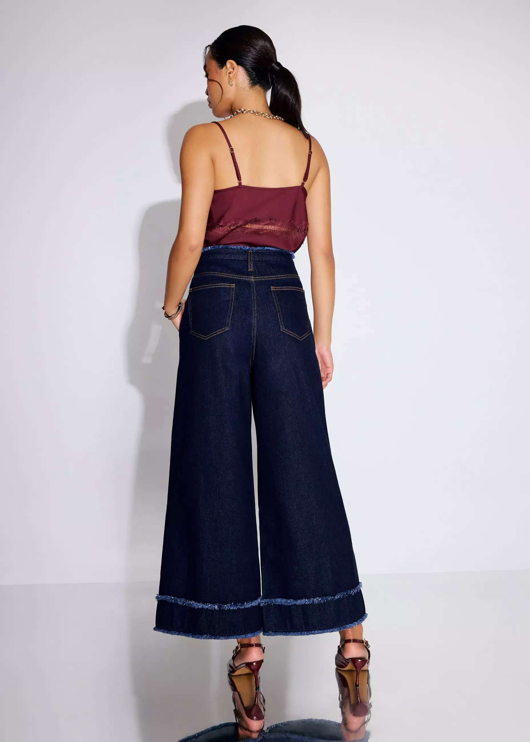 Jeans Wanita - Denim Frayed Hem Mid Waist Wide Leg Jeans