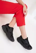 Black/Black