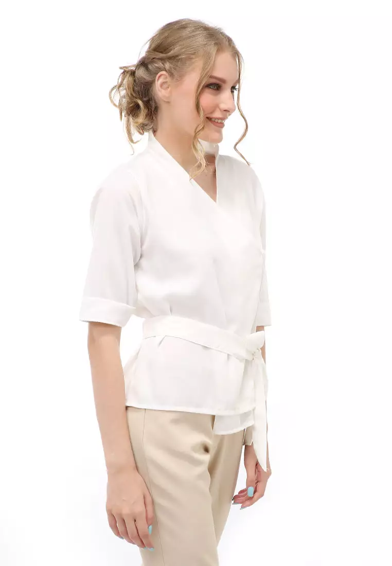 Cheva Blouse Atasan Wanita Kasual Model Tali Ikat Pinggang Material Wolfis ORIGINAL - Broken White