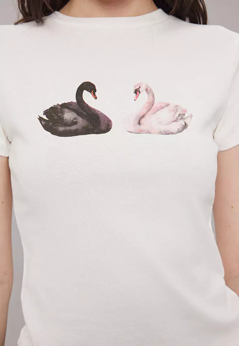 Ecru Swan Printed Fitted Knitted T-Shirt