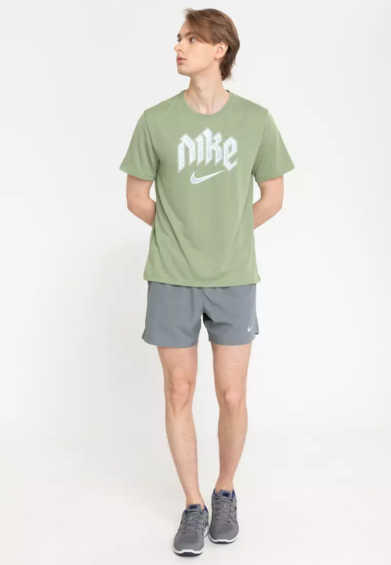 Men's Dri-FIT Challenger 5" Brief-Lined Versatile Shorts