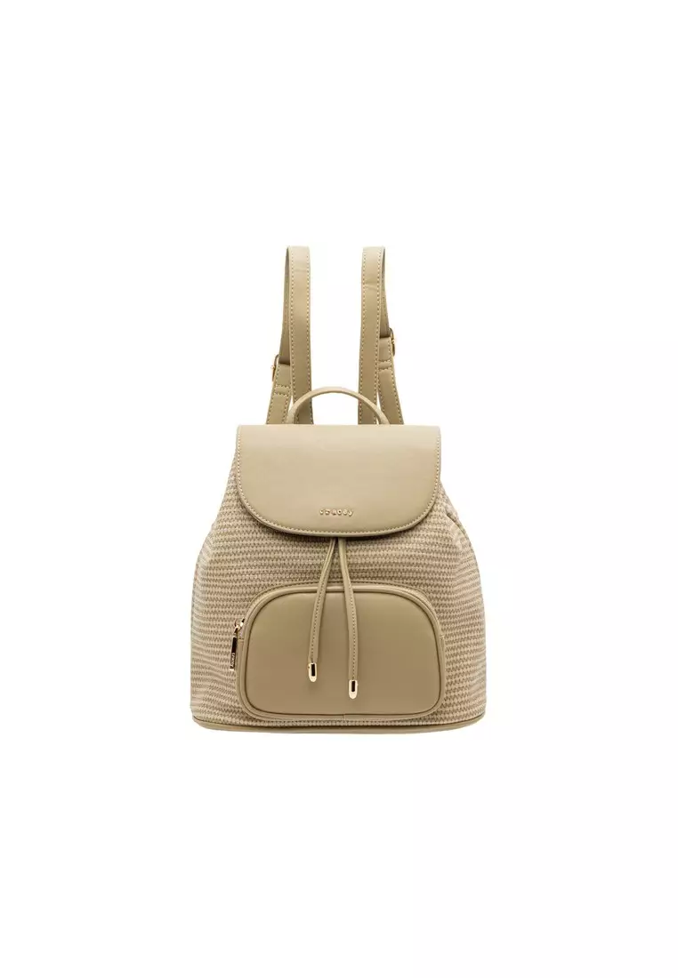 Drawstring backpack with flap outlet