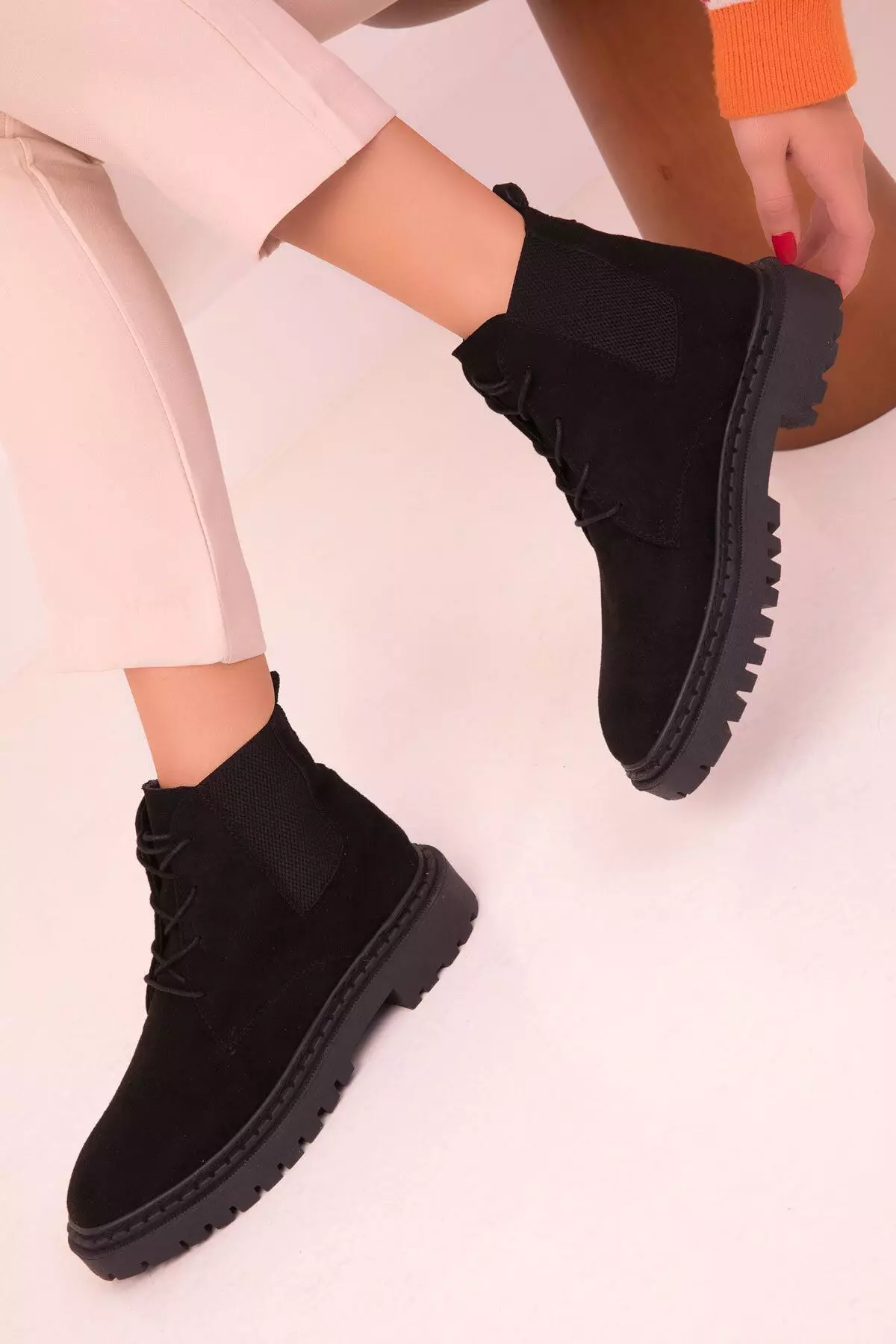 Discount on Soho  shoes - SKU: Round Toe Lace Up Ankle Boots