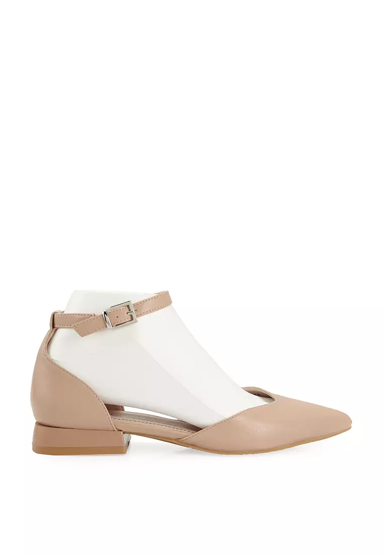 Beige flats with outlet ankle strap