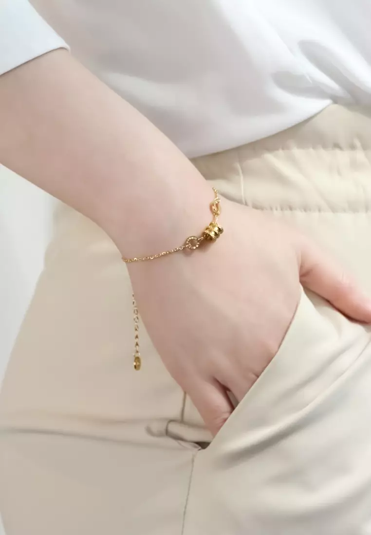 Allotar Barrel Roll Ring Pendant Bracelet in Gold