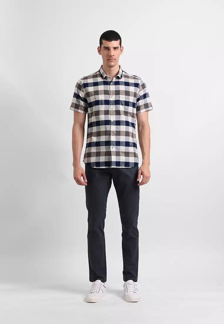 Manzone Kemeja Lengan Pendek Pria Rodrick 3 Slim Fit - Navy