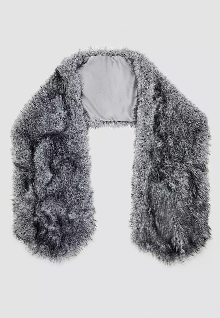 Fur-Effect Scarf