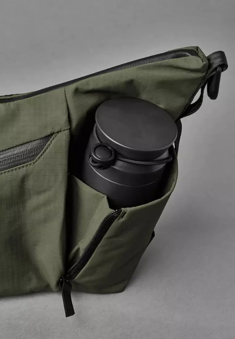 Alpaka Flow Satchel 2L Sling Bag - Axoflux Green