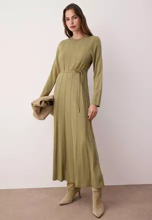 long blue floral maxi dress Modest Long Sleeve Blue Maxi Dress main image 0