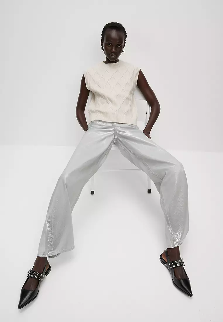 Cloud-Yarn Textured Knitted Vest