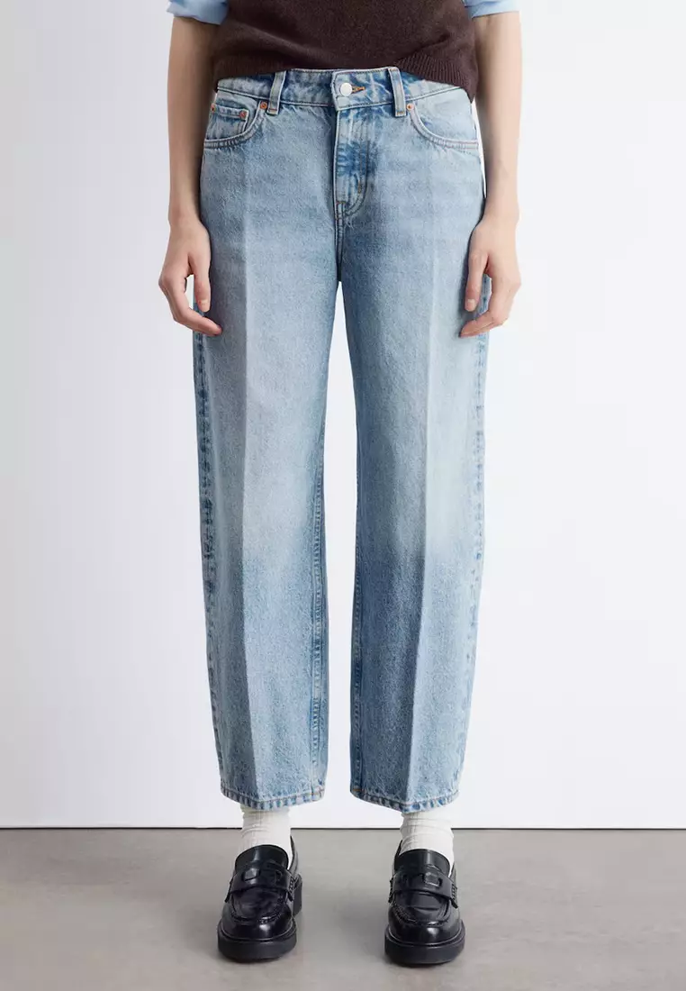 Tapered Jeans
