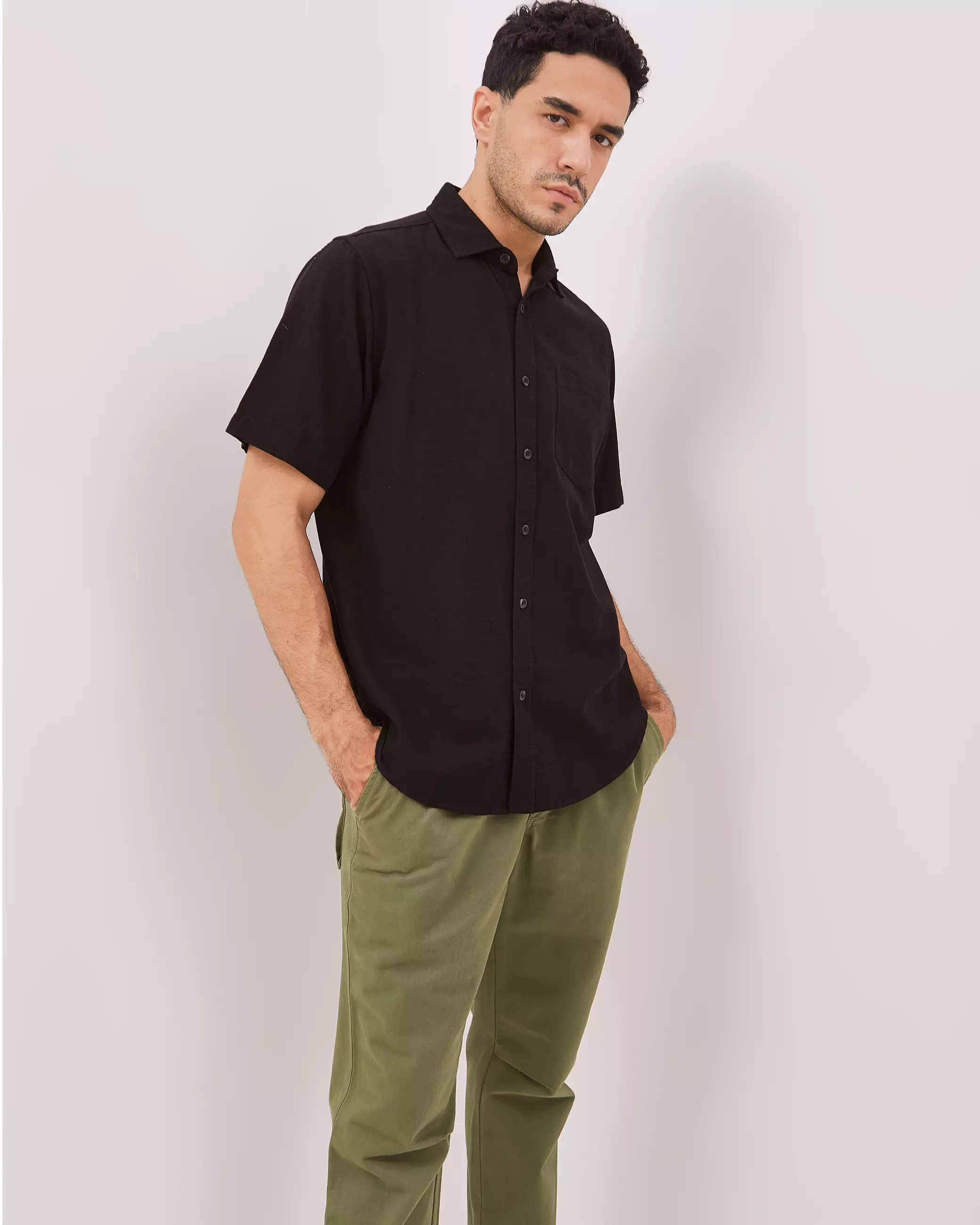 AMK Kemeja Pria Lengan Pendek SHS Andreas Ss Black