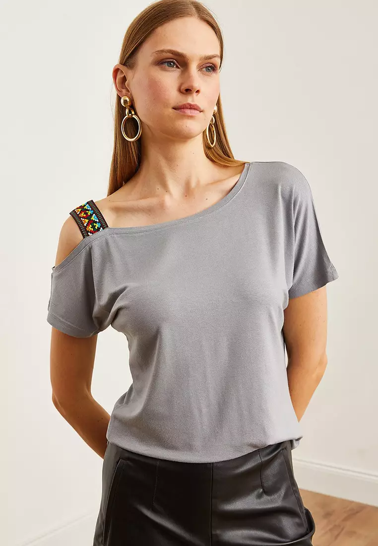 Women's One Shoulder Ethnic Garnished Blouse BLZ-19000194