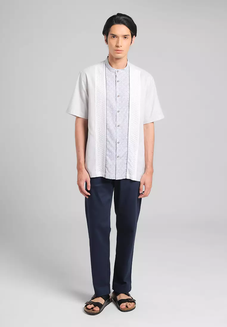MANZONE - Kemeja Koko lengan Pendek Pria Feyzi Comfort Fit - Grey Light Warna Grey Light